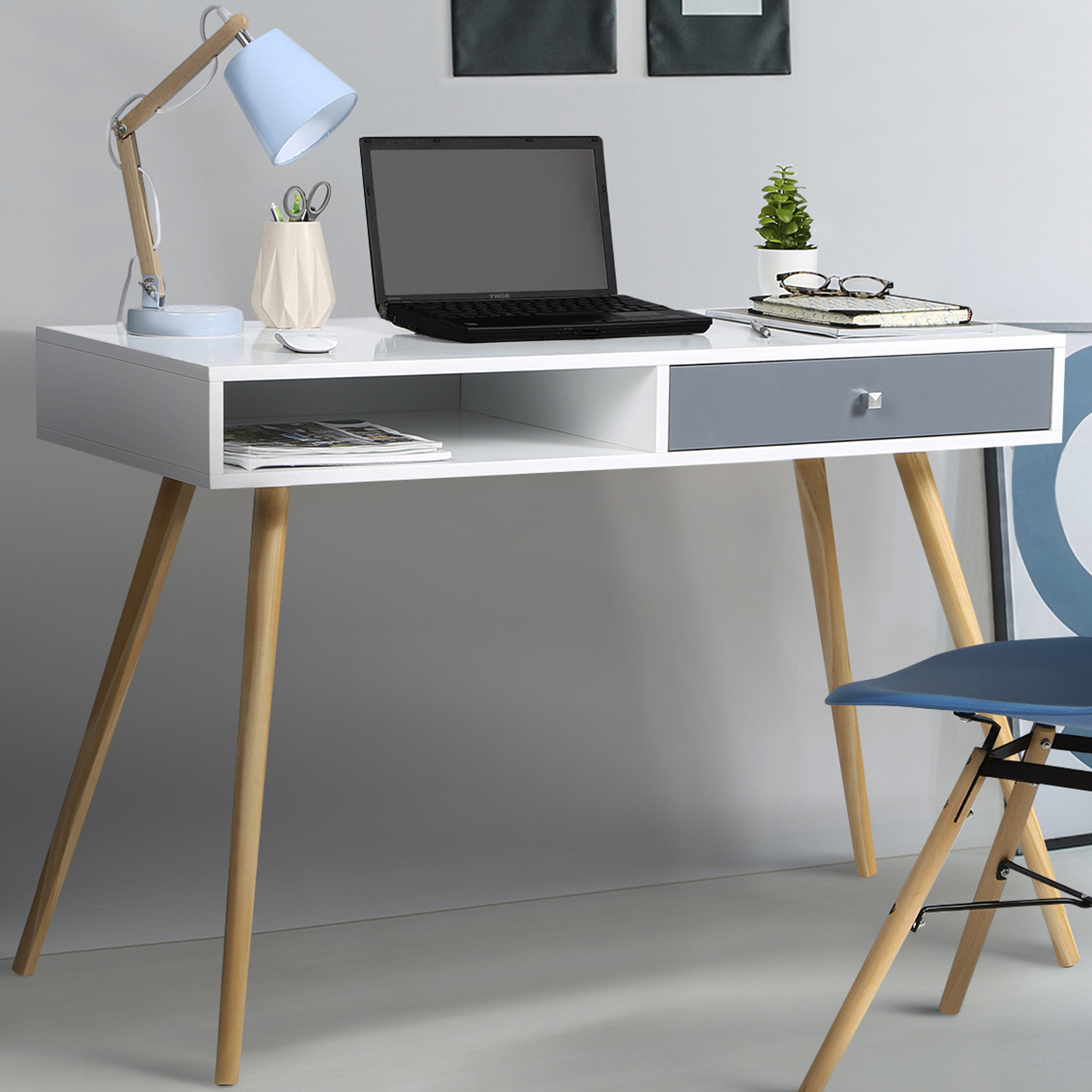 Bureau simple avec tiroirs des deux côtés, bureau fait main en bois  récupéré, style Scandi avec pieds effilés en bois danois, MAEVE moderne du  milieu du siècle -  Canada