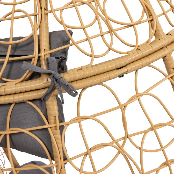 Fauteuil oeuf suspendu ajouré effet rotin avec coussin gris Fauteuil oeuf suspendu ajouré effet rotin avec coussin gris