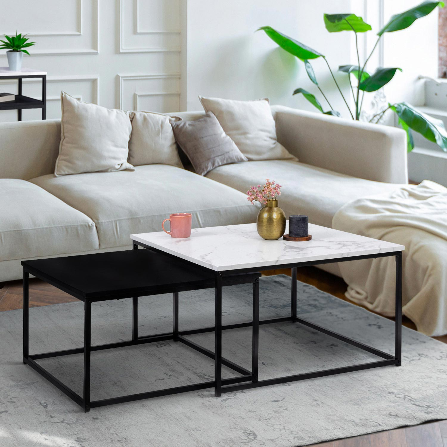 Tables basses gigognes effet marbre blanc et pieds en métal noir