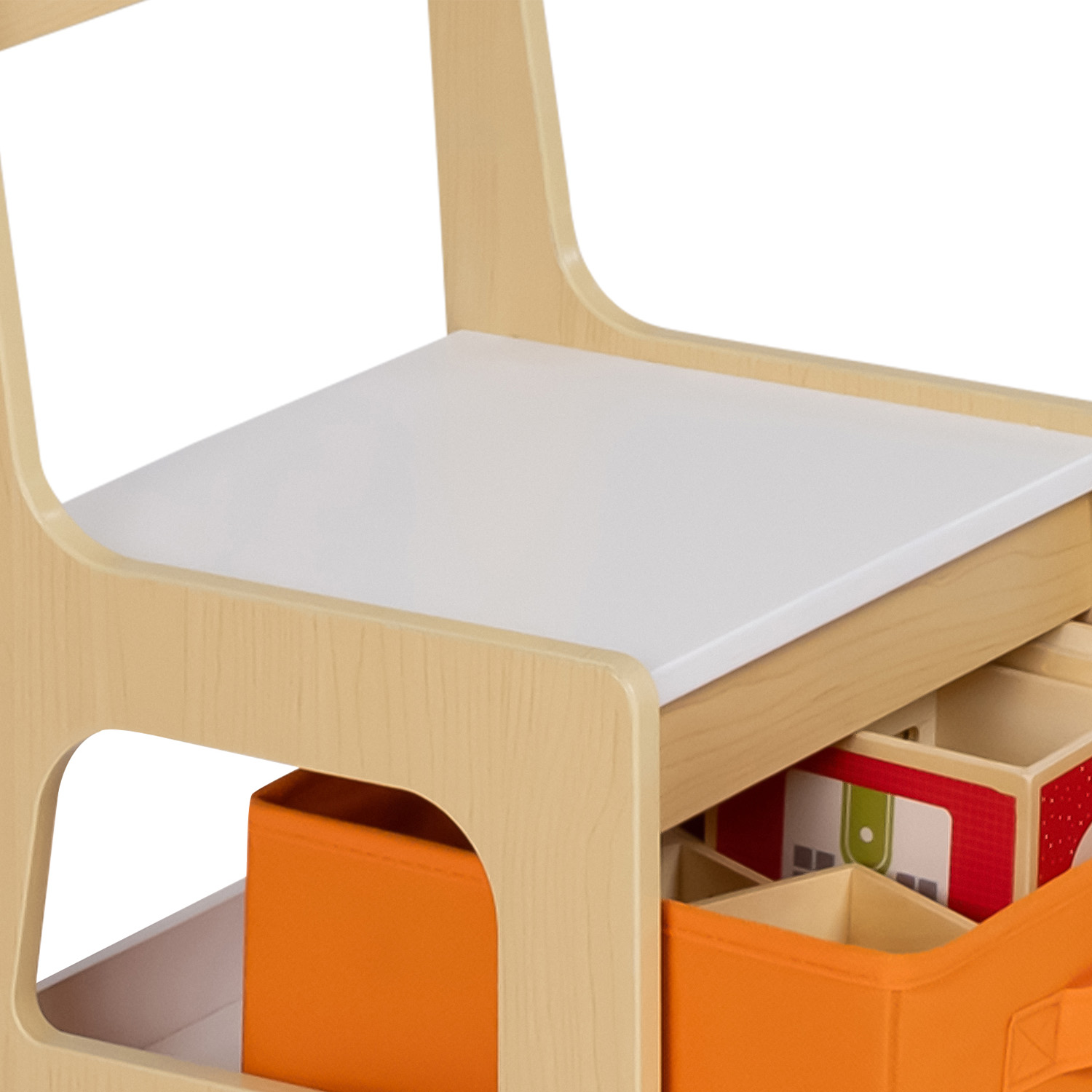 Rangement enfant multifonction : tables, bancs et étagères intégrés