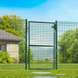 15906 - Groen stalen tuinpoort 105 x 125 cm Portillon de jardin 105 x 125 cm en acier vert avec serrure et poignée