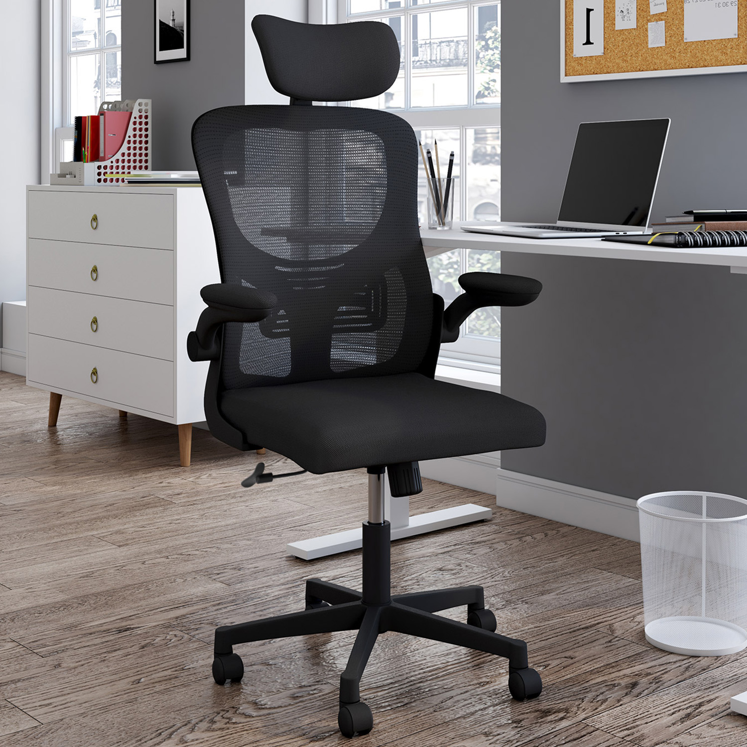 Chaise de bureau ergonomique noire avec roulettes
