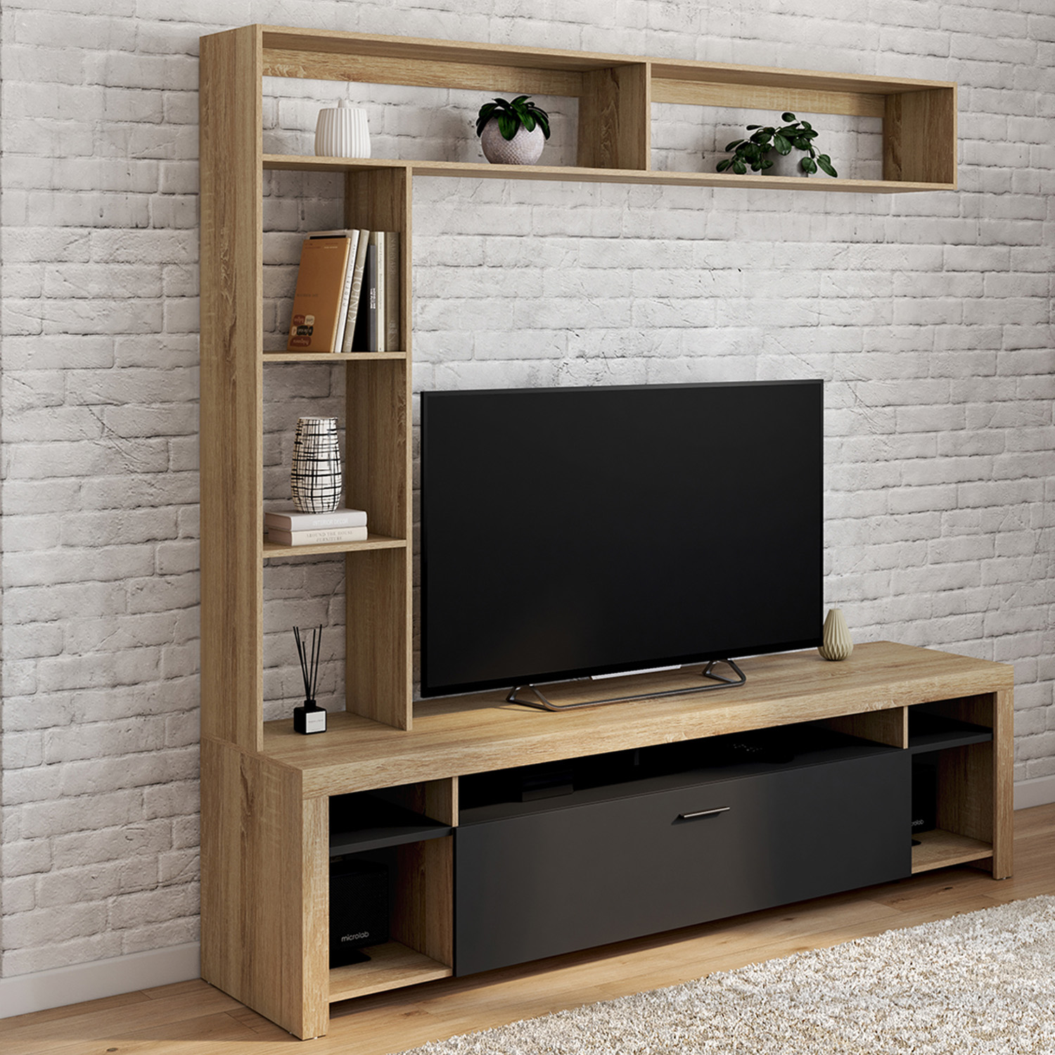 Ensemble meuble télé de 170 cm avec des étagères en bois et un placard noir