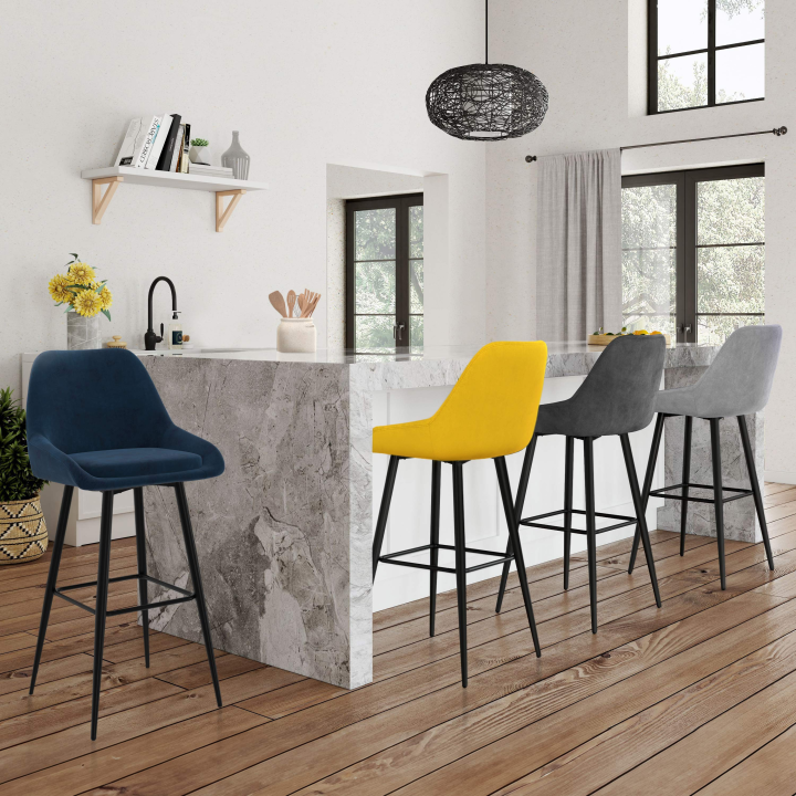 Lot de 4 tabourets de bar THALYA en velours mix color bleu, gris clair, gris foncé, jaune Lot de 4 tabourets de bar THALYA en velours mix color bleu, gris clair, gris foncé, jaune
