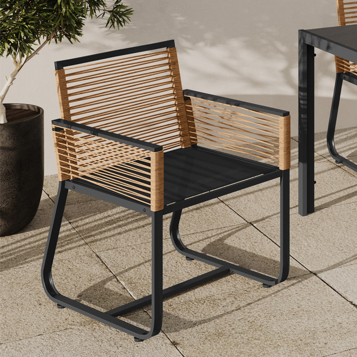 Zwart metalen en licht rotan tuinstoelen - ODESSA | ID Market