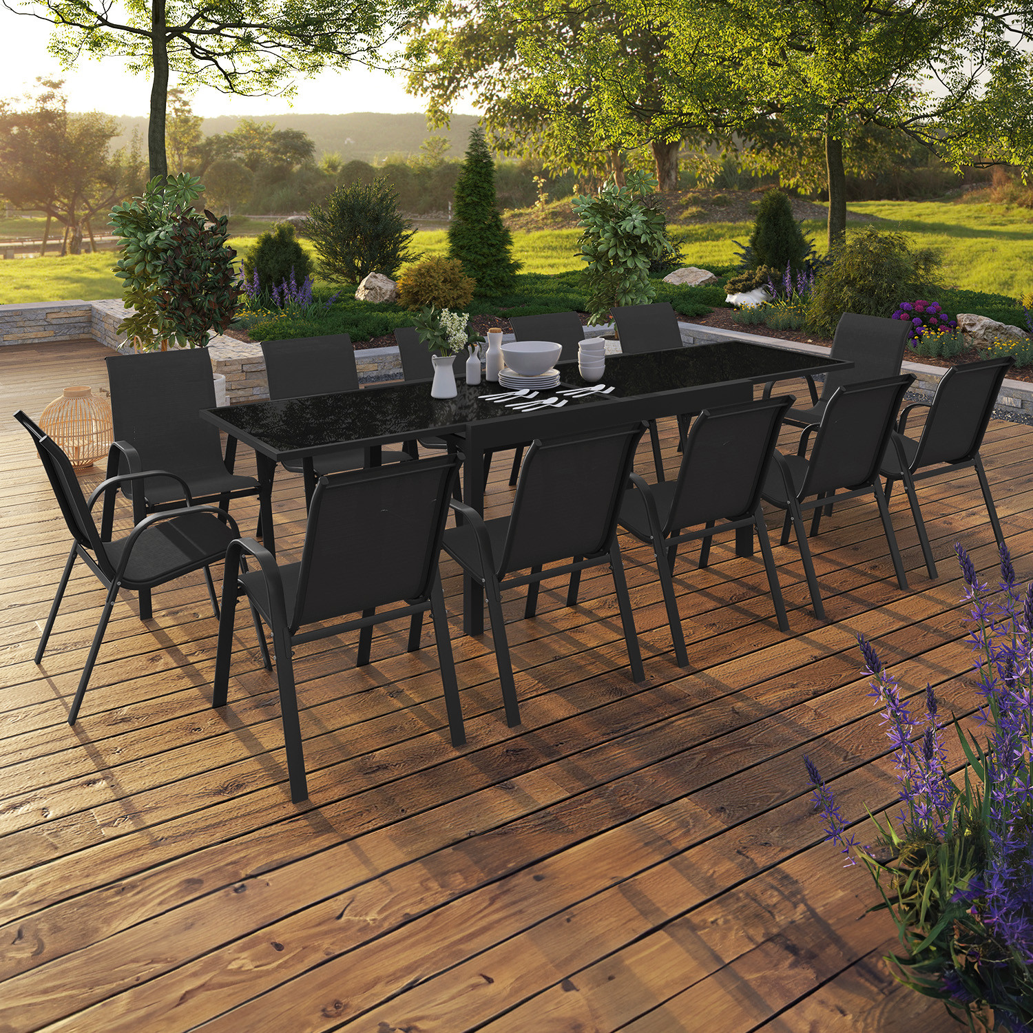 Salon de jardin noir avec table extensible et 12 chaises empilables