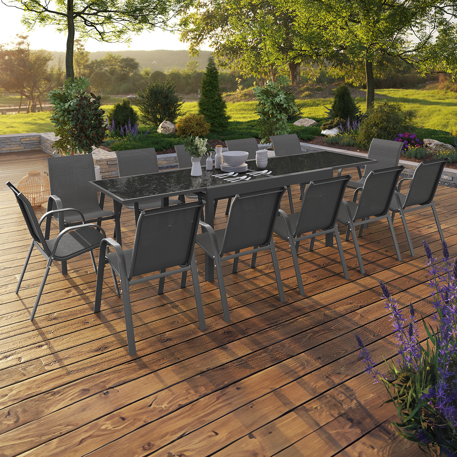 Salon de jardin gris anthracite avec table extensible et 12 chaises