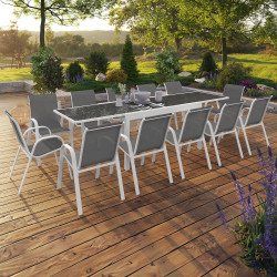 15742 - Set di mobili da giardino con tavolo e 12 sedie in vetro temperato Set di mobili da giardino con tavolo in vetro temperato e 12 sedie bianche e grigie - MADRID | ID Market