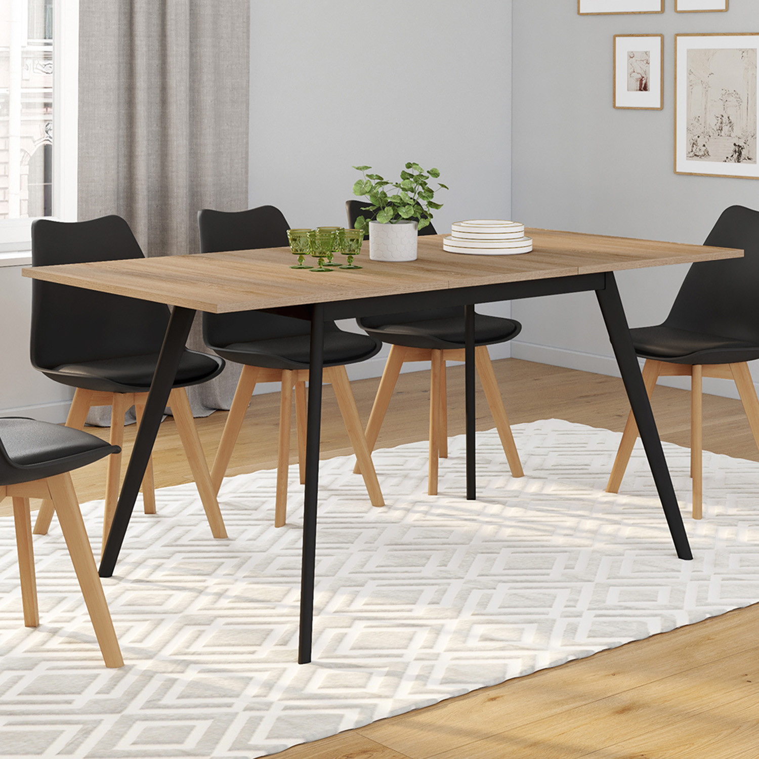 Table extensible scandinave plateau bois pieds noirs 110-150 cm