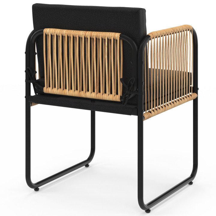 Set di 4 sedie da giardino RIO con struttura in metallo nero, cordoncino effetto rattan chiaro e cuscini neri