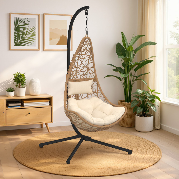 Sillón colgante media luna efecto ratán con cojín crudo