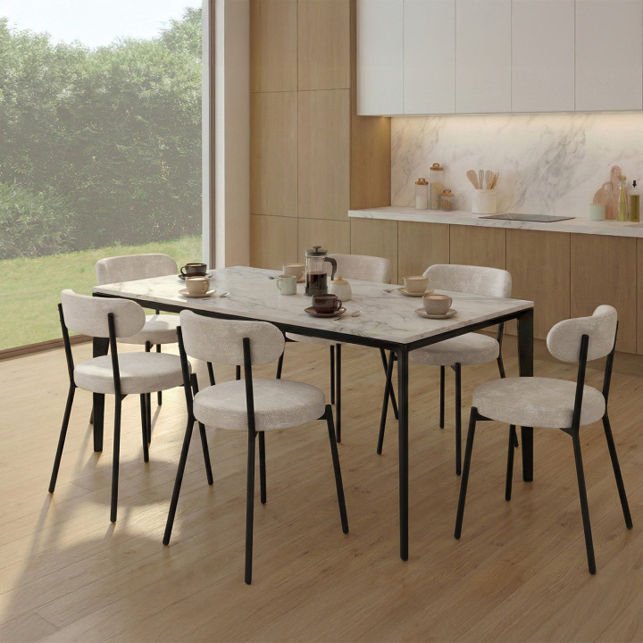 6er-Set MIKI-Stühle mit geschwungener Rückenlehne aus ecrufarbenem Chenille-Stoff und schwarzen Metallbeinen