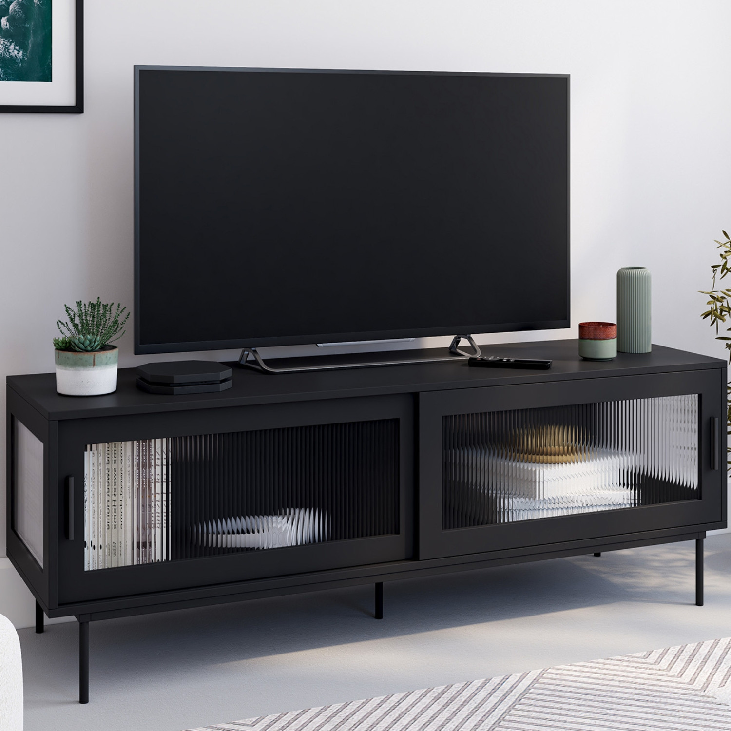 IDMARKET Meuble TV 140 cm 2 portes coulissantes vitr&eacute;es fa&ccedil;ade cannel&eacute;e noir