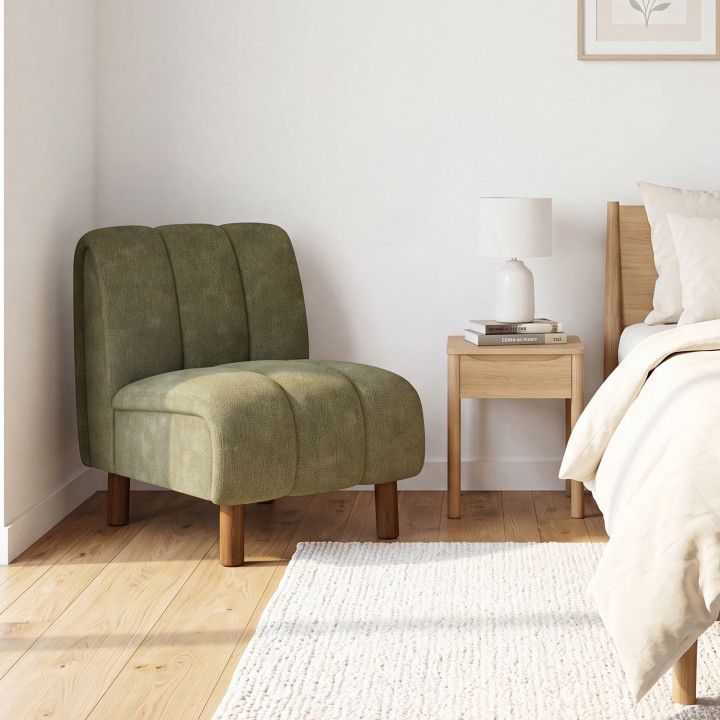 Poltrona HECTOR in tessuto chenille verde con gambe arrotondate effetto noce