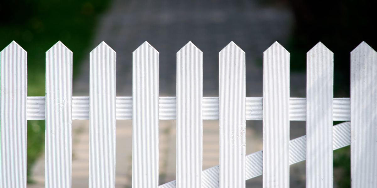 Comment entretenir son portillon de jardin ?